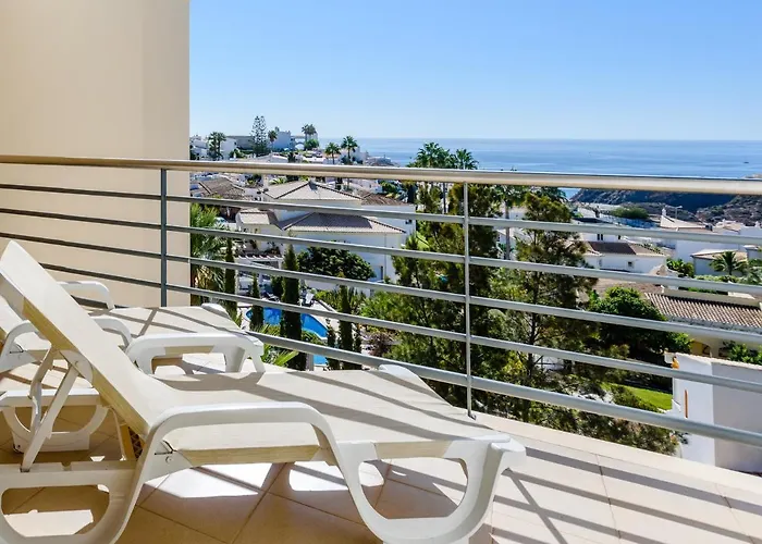 Homes Ocean View With 3 Spacious Terraces, 2 Swimming Pools & Tennis Court דירה *