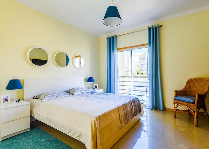 Homes Ocean View With 3 Spacious Terraces, 2 Swimming Pools & Tennis Court شقة *