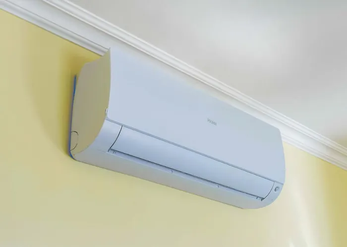 Homes Ocean View With 3 Spacious Terraces, 2 Swimming Pools & Tennis Court شقة *